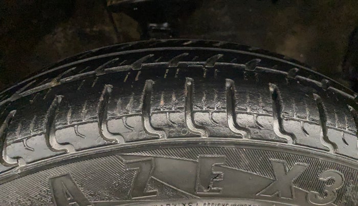 2016 Maruti Wagon R 1.0 VXI, Petrol, Manual, 46,657 km, Right Front Tyre Tread