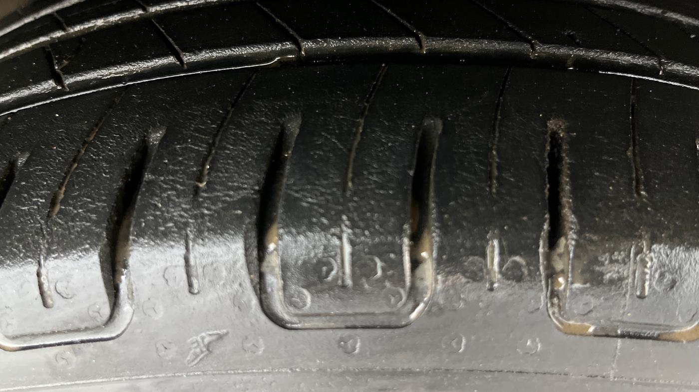 2021 MG HECTOR SHARP 1.5 DCT PETROL, Petrol, Automatic, 62,027 km, Right Front Tyre Tread