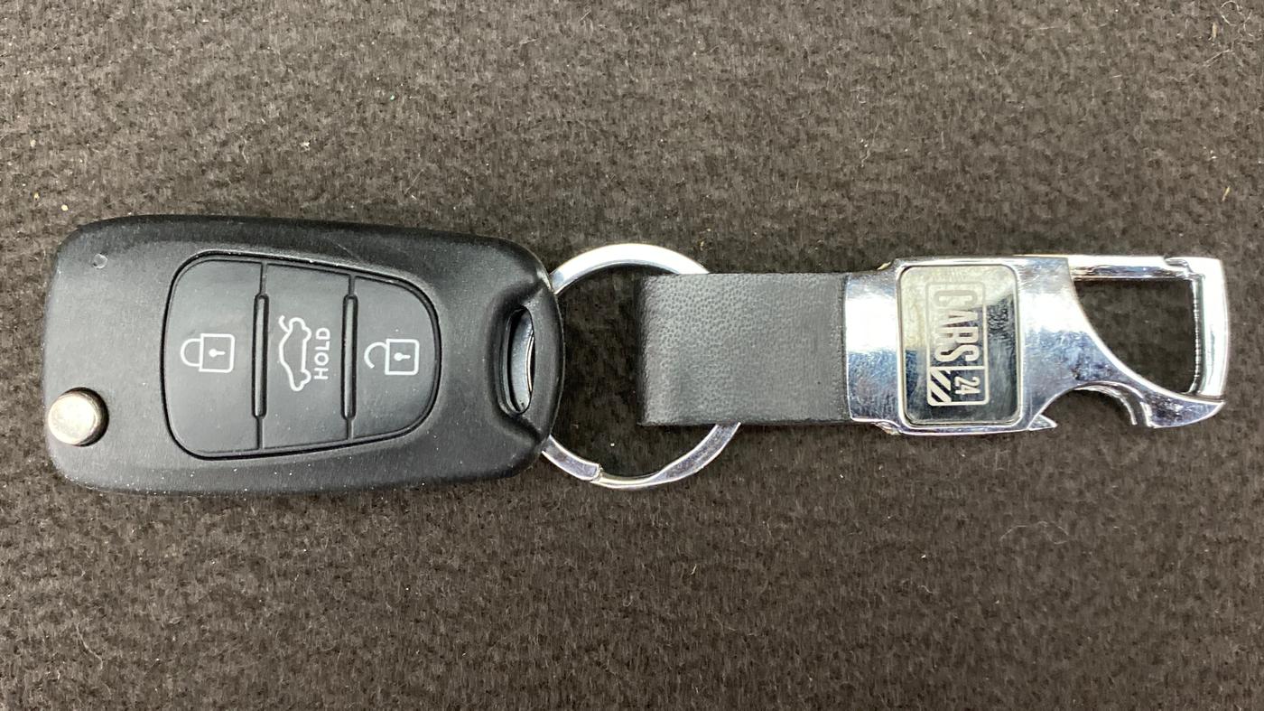 2011 Hyundai i20 ASTA 1.4 AT VTVT, Petrol, Automatic, 1,00,159 km, Key Close Up