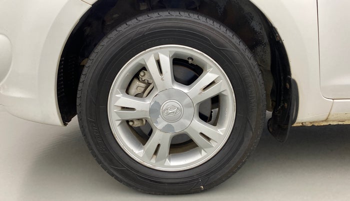 2011 Hyundai i20 ASTA 1.4 AT VTVT, Petrol, Automatic, 1,00,159 km, Left Front Wheel