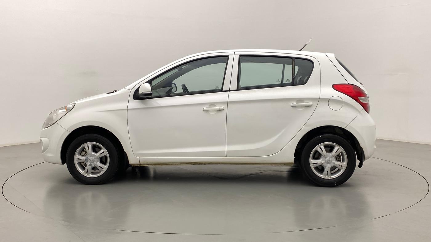 2011 Hyundai i20 ASTA 1.4 AT VTVT, Petrol, Automatic, 1,00,159 km, Left Side