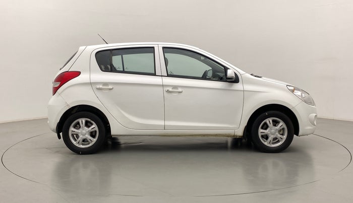 2011 Hyundai i20 ASTA 1.4 AT VTVT, Petrol, Automatic, 1,00,159 km, Right Side View