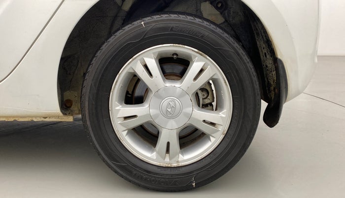 2011 Hyundai i20 ASTA 1.4 AT VTVT, Petrol, Automatic, 1,00,159 km, Left Rear Wheel