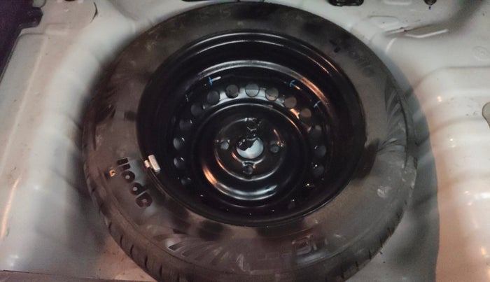 2024 Hyundai GRAND I10 NIOS SPORTZ AMT 1.2 KAPPA VTVT, Petrol, Automatic, 23,996 km, Spare Tyre