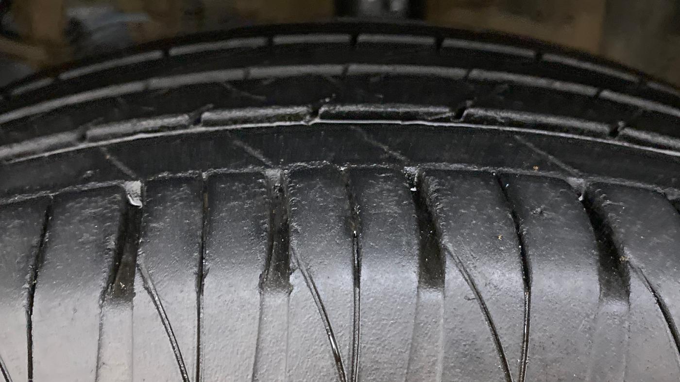2021 Toyota URBAN CRUISER PREMIUM GRADE MT, Petrol, Manual, 30,406 km, Left Front Tyre Tread