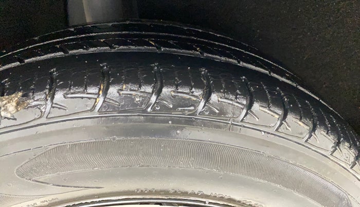 2018 Maruti Baleno DELTA CVT PETROL 1.2, Petrol, Automatic, 25,586 km, Right Rear Tyre Tread