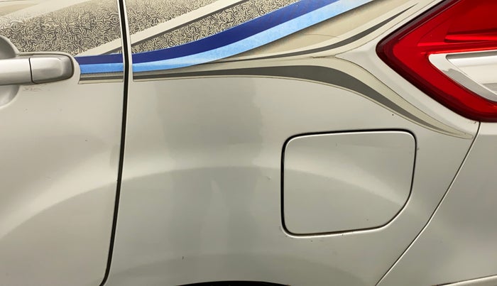 2015 Maruti Ertiga VDI, Diesel, Manual, 79,869 km, Left quarter panel - Slightly dented