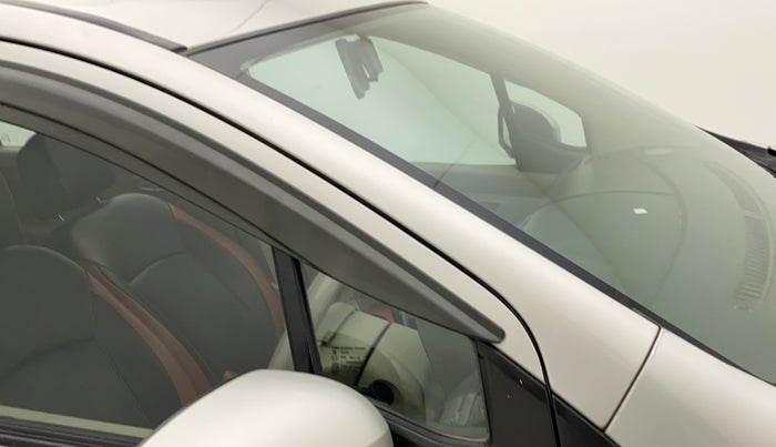 2015 Maruti Ertiga VDI, Diesel, Manual, 79,869 km, Right A pillar - Slightly dented