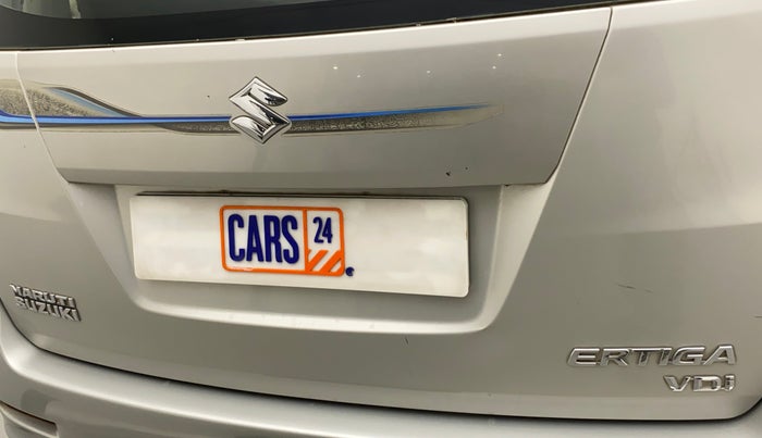 2015 Maruti Ertiga VDI, Diesel, Manual, 79,869 km, Dicky (Boot door) - Minor scratches