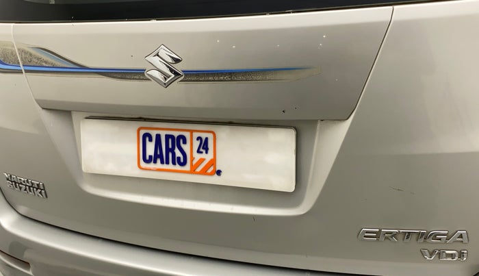 2015 Maruti Ertiga VDI, Diesel, Manual, 79,869 km, Dicky (Boot door) - Slightly dented