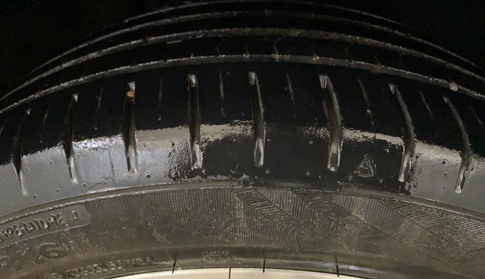 2019 Maruti Baleno ZETA PETROL 1.2, Petrol, Manual, 50,152 km, Right Rear Tyre Tread