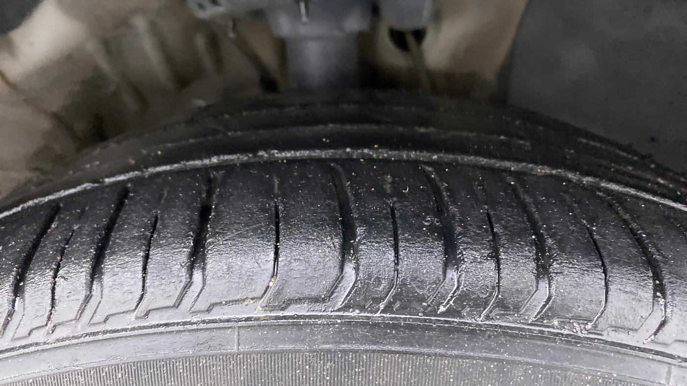 2020 Hyundai VENUE 1.0L Turbo GDI SX MT, Petrol, Manual, 60,219 km, Right Front Tyre Tread