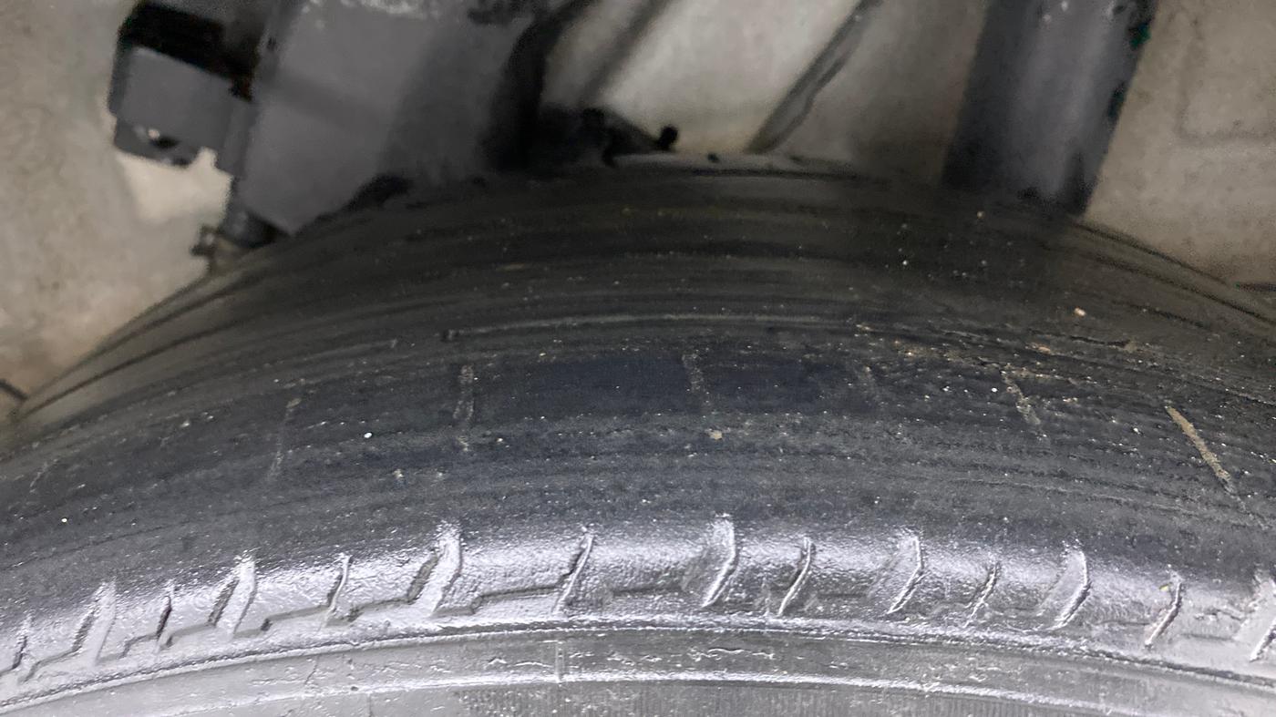 2020 Hyundai VENUE 1.0L Turbo GDI SX MT, Petrol, Manual, 60,219 km, Left Rear Tyre Tread