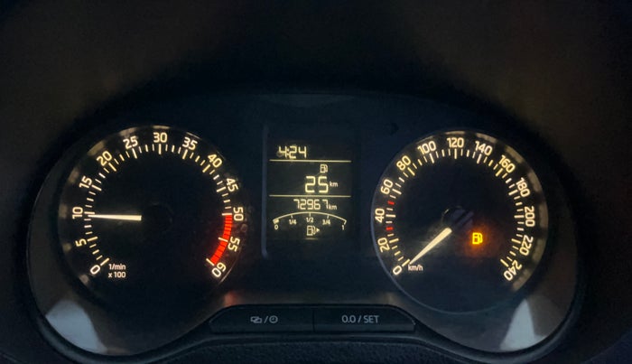 2017 Skoda Rapid AMBITION 1.5 TDI, Diesel, Manual, 72,950 km, Odometer Image