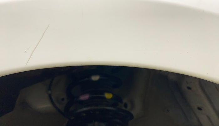 2018 Hyundai Xcent E+, CNG, Manual, 57,279 km, Right fender - Lining loose