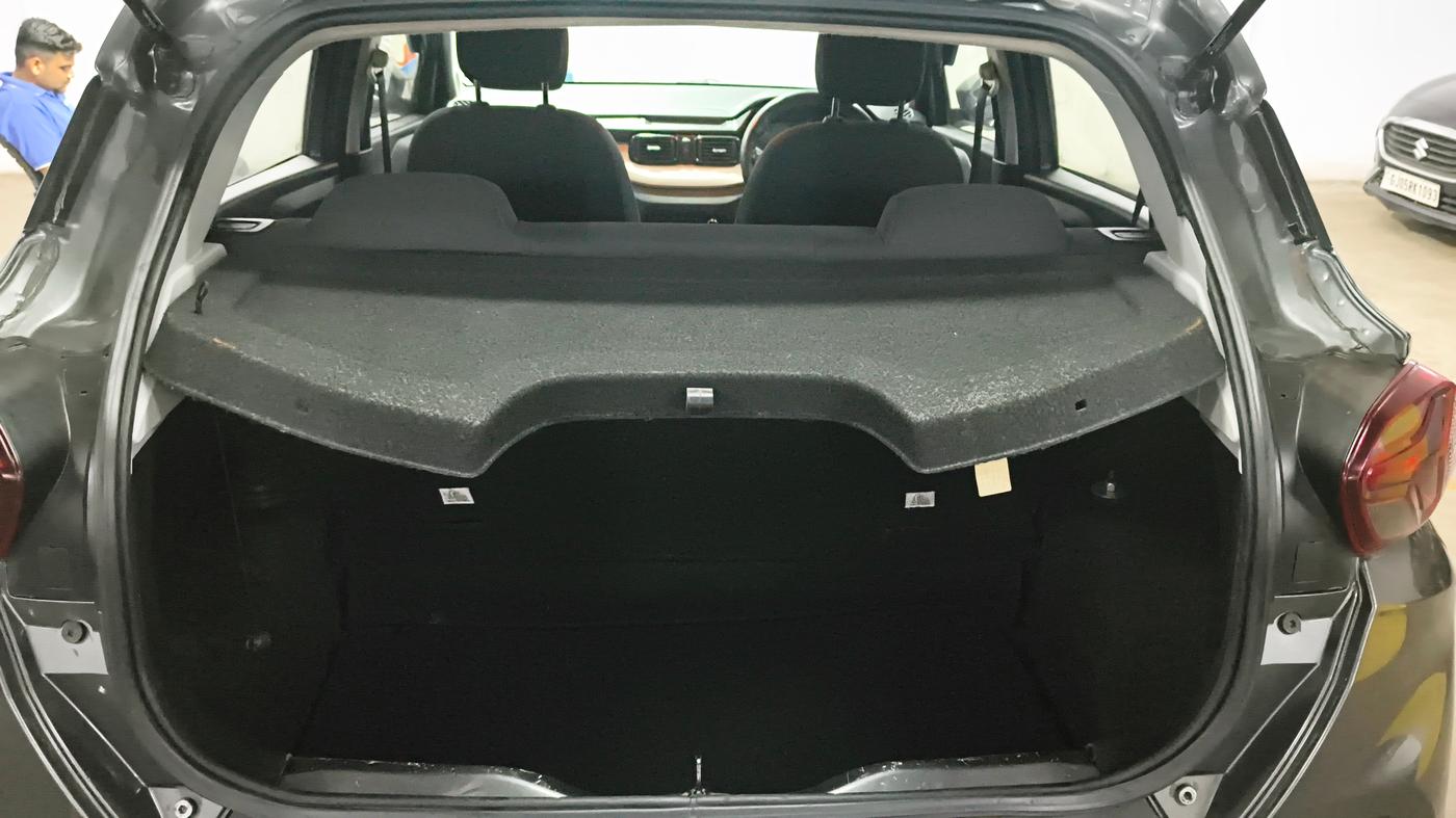 2022 Tata PUNCH PURE MT, Petrol, Manual, 78,306 km, Boot Inside