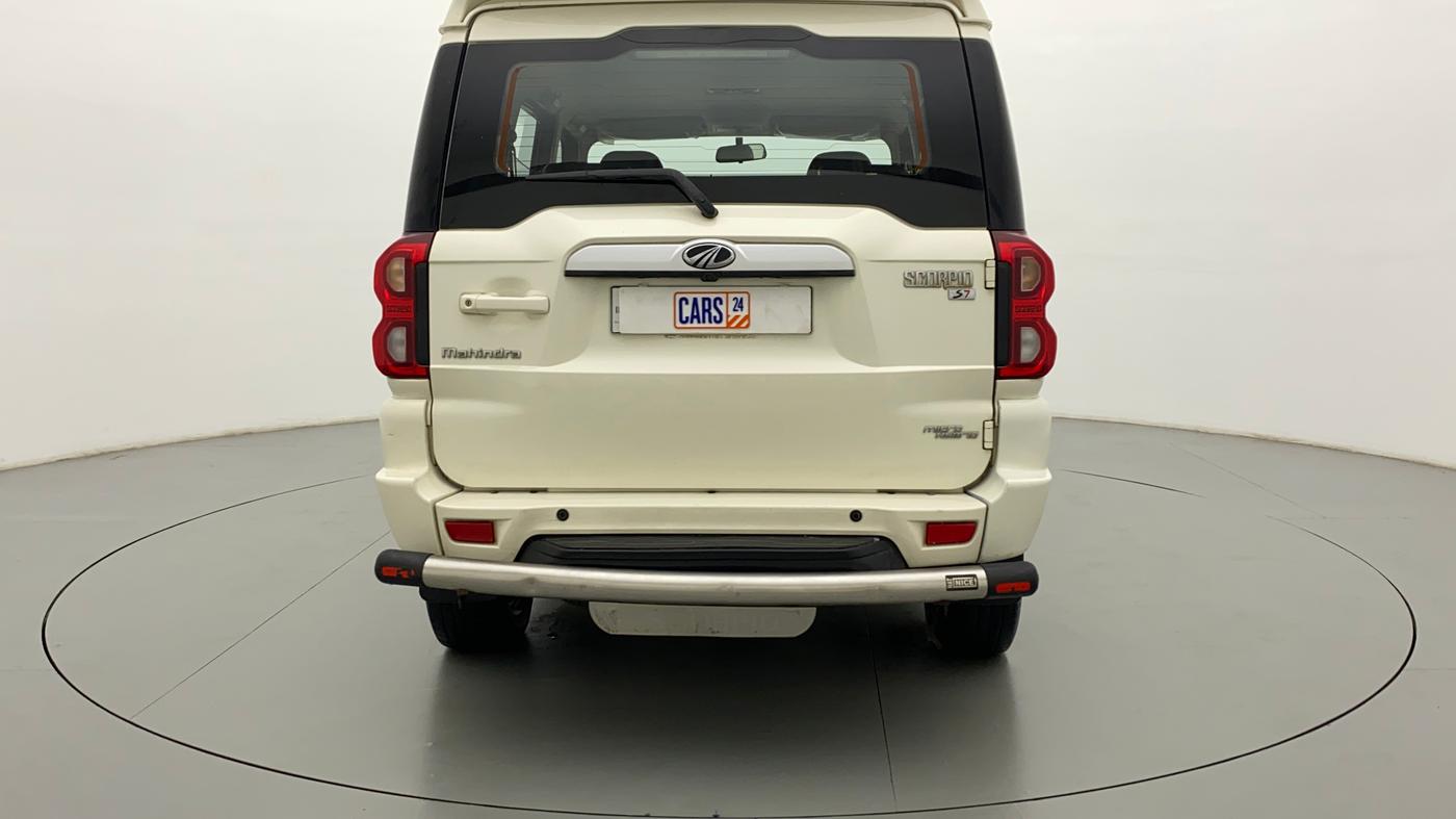 2018 Mahindra Scorpio S7 120 BHP 2WD, Diesel, Manual, 32,382 km, Back/Rear