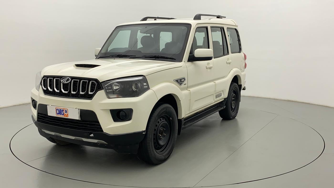 2018 Mahindra Scorpio S7 120 BHP 2WD, Diesel, Manual, 32,382 km, Left Front Diagonal