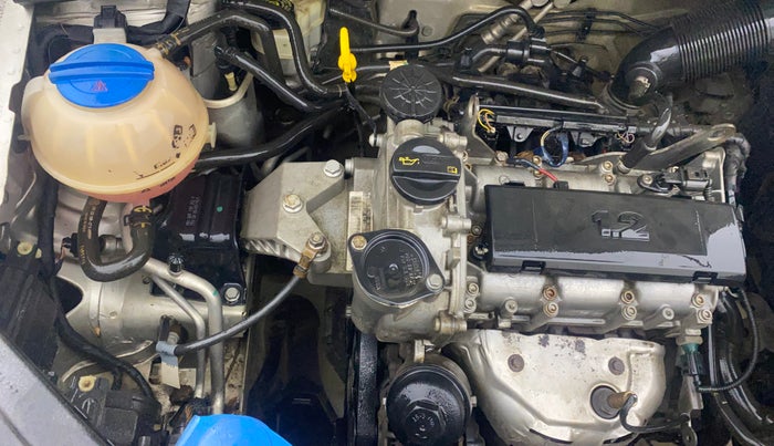 2016 Volkswagen Ameo HIGHLINE1.2L, Petrol, Manual, 55,435 km, Engine View - Right