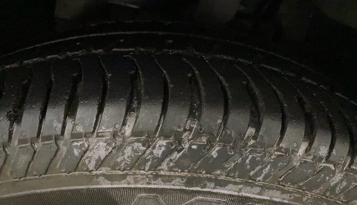 2018 Ford Ecosport TITANIUM 1.5L PETROL, Petrol, Manual, 52,714 km, Left Front Tyre Tread
