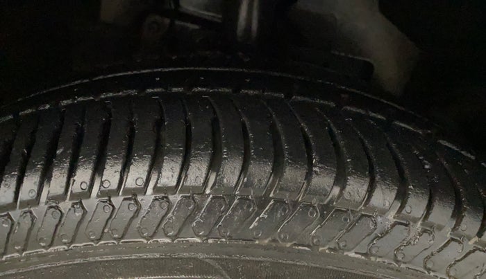 2018 Ford Ecosport TITANIUM 1.5L PETROL, Petrol, Manual, 52,714 km, Right Front Tyre Tread
