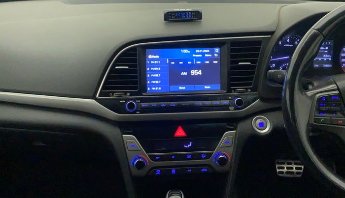 2017 Hyundai New Elantra 2.0 SX(O) AT PETROL, Petrol, Automatic, 76,064 km, Air Conditioner