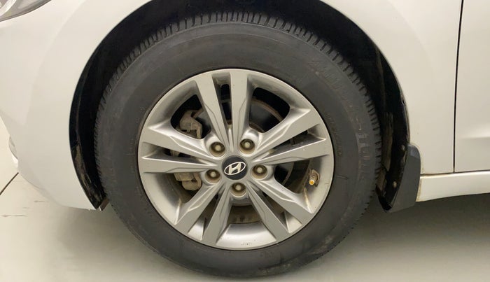 2017 Hyundai New Elantra 2.0 SX(O) AT PETROL, Petrol, Automatic, 76,064 km, Left Front Wheel