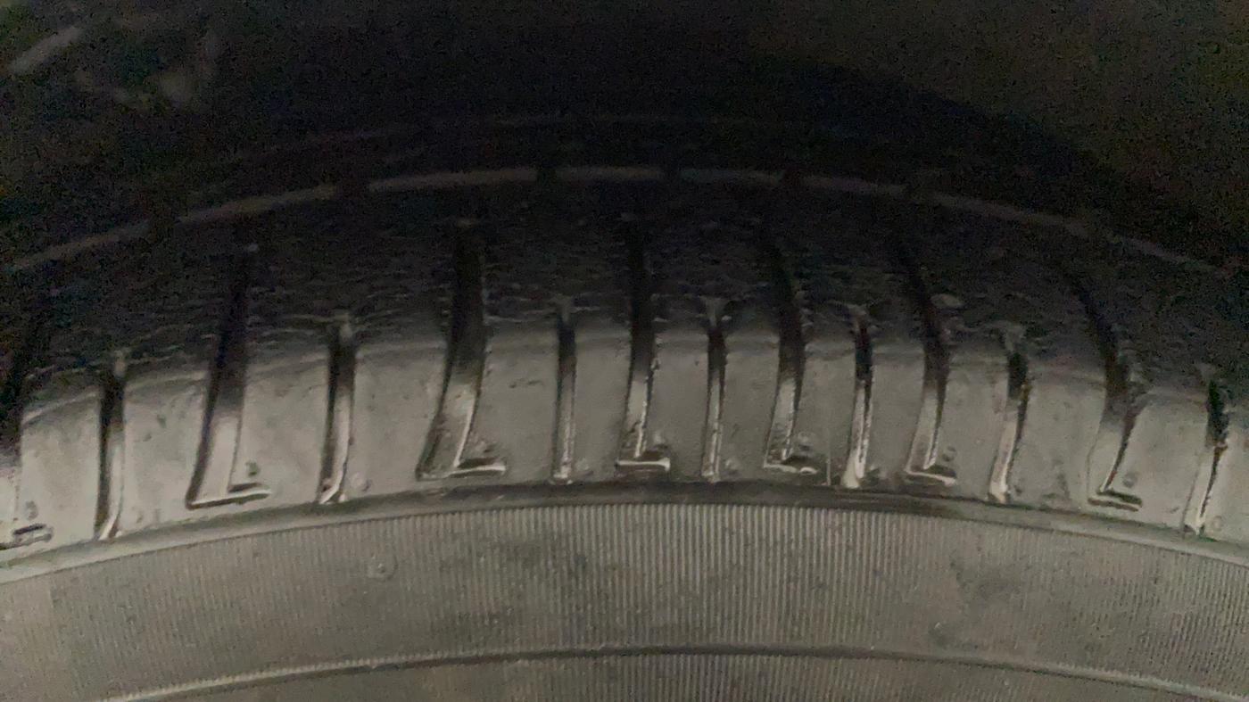 2017 Hyundai New Elantra 2.0 SX(O) AT PETROL, Petrol, Automatic, 76,064 km, Left Front Tyre Tread