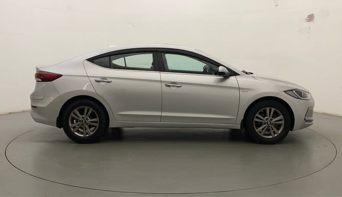 2017 Hyundai New Elantra 2.0 SX(O) AT PETROL, Petrol, Automatic, 76,064 km, Right Side