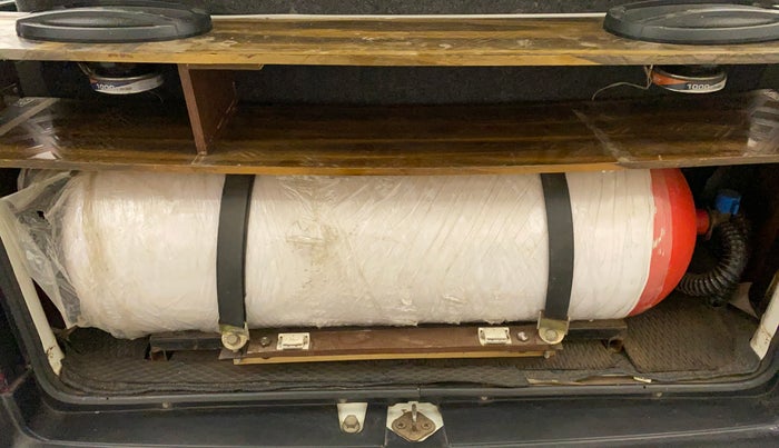 2012 Maruti Eeco 7 STR, CNG, Manual, 73,026 km, Boot Inside