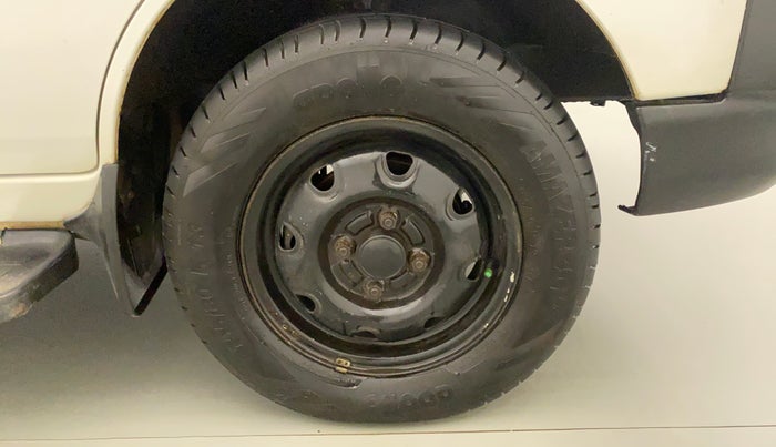 2012 Maruti Eeco 7 STR, CNG, Manual, 73,026 km, Right Front Wheel