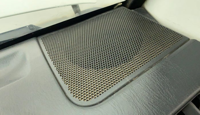 2012 Maruti Eeco 7 STR, CNG, Manual, 73,026 km, Speaker