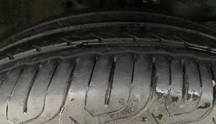 2015 Honda Amaze 1.2L I-VTEC S, Petrol, Manual, 76,069 km, Right Front Tyre Tread