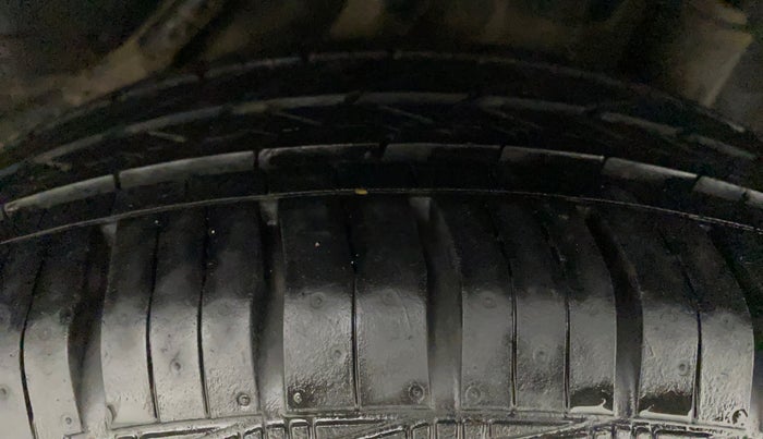 2015 Honda Amaze 1.2L I-VTEC S, Petrol, Manual, 76,069 km, Left Rear Tyre Tread
