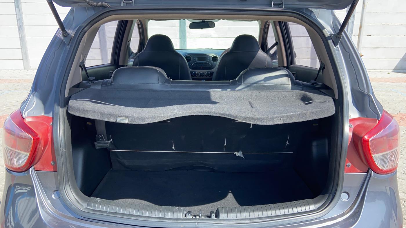 2019 Hyundai Grand i10 MAGNA 1.2 KAPPA VTVT, Petrol, Manual, 76,299 km, Boot Inside