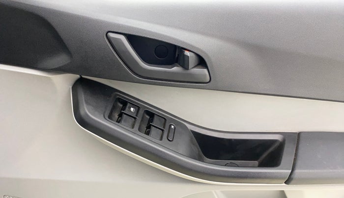 2023 Tata Tiago XTA PETROL, Petrol, Automatic, 36,743 km, Driver Side Door Panels Control