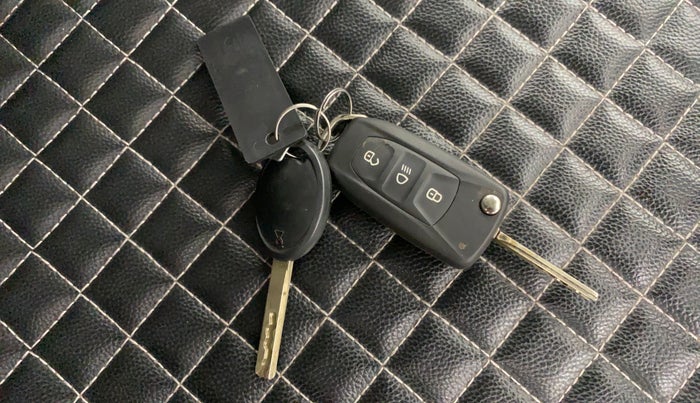 2023 Tata Tiago XTA PETROL, Petrol, Automatic, 36,743 km, Key Close Up