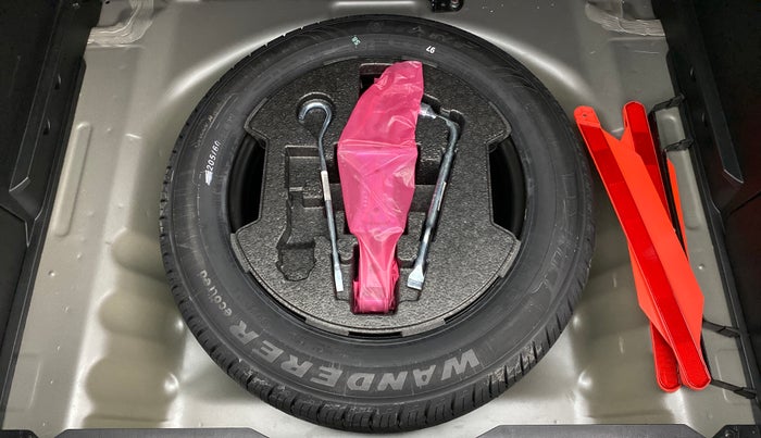 2021 Maruti Vitara Brezza VXI, Petrol, Manual, 3,908 km, Spare Tyre