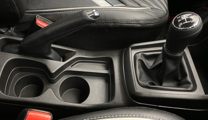 2021 Maruti Vitara Brezza VXI, Petrol, Manual, 3,908 km, Gear Lever