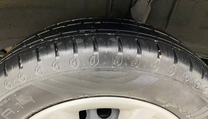 2021 Renault Kwid RXL, Petrol, Manual, 15,388 km, Left Rear Tyre Tread