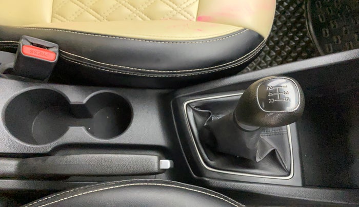 2018 Hyundai Elite i20 ASTA 1.2, Petrol, Manual, 81,541 km, Gear Lever