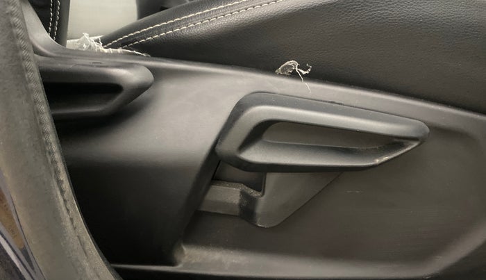 2022 Tata Tiago XZA PLUS PETROL, Petrol, Automatic, 16,604 km, Driver Side Adjustment Panel