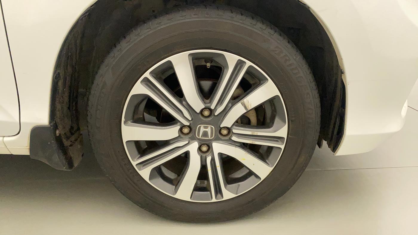 2022 Honda Amaze 1.5L I-DTEC VX CVT, Diesel, Automatic, 18,610 km, Right Front Wheel