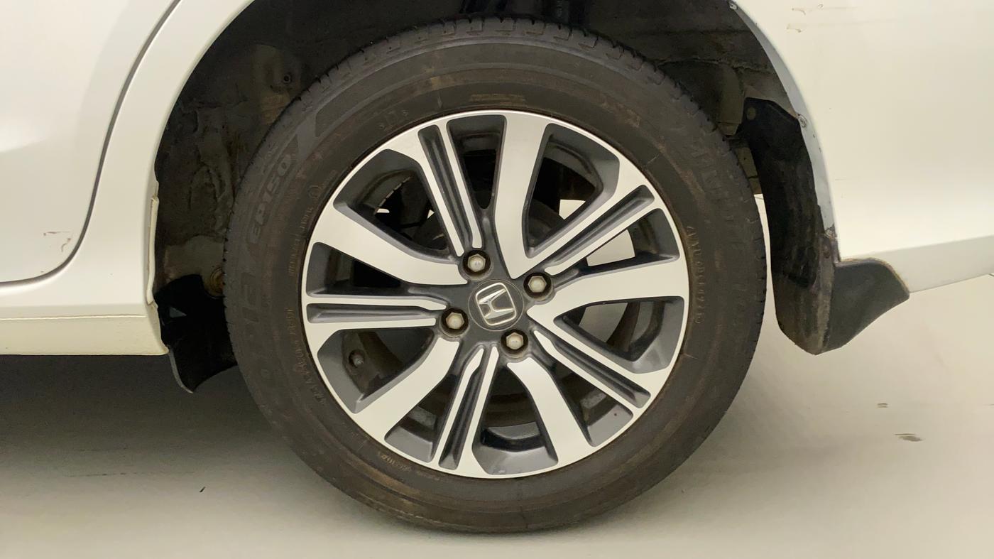 2022 Honda Amaze 1.5L I-DTEC VX CVT, Diesel, Automatic, 18,610 km, Left Rear Wheel