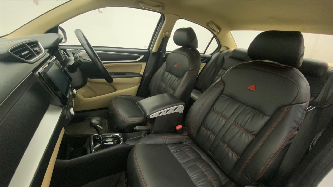 2022 Honda Amaze 1.5L I-DTEC VX CVT, Diesel, Automatic, 18,610 km, Right Side Front Door Cabin