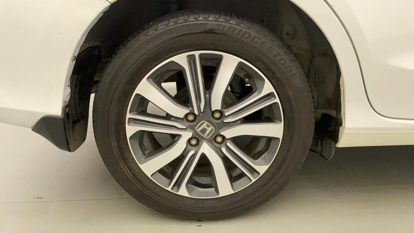 2022 Honda Amaze 1.5L I-DTEC VX CVT, Diesel, Automatic, 18,610 km, Right Rear Wheel