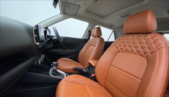 2019 Hyundai VENUE SX PLUS 1.0 TURBO DCT, Petrol, Automatic, 32,596 km, Right Side Front Door Cabin