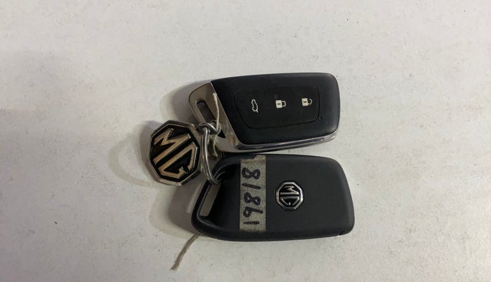 2020 MG HECTOR SHARP 1.5 DCT PETROL, Petrol, Automatic, 51,470 km, Key Close Up