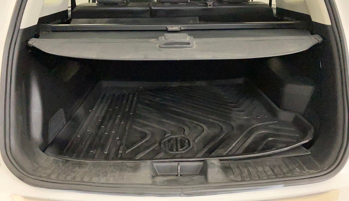 2020 MG HECTOR SHARP 1.5 DCT PETROL, Petrol, Automatic, 51,470 km, Boot Inside