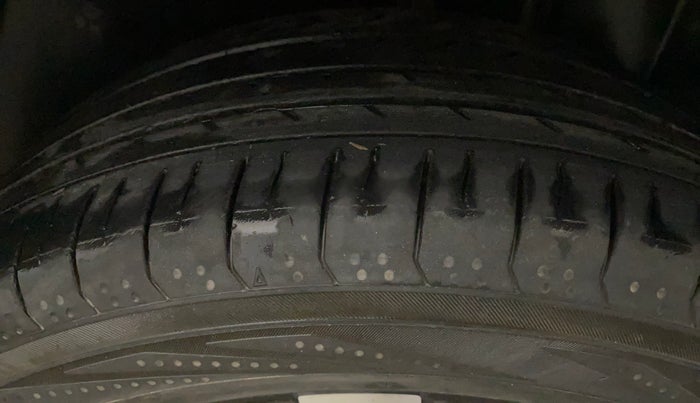 2020 MG HECTOR SHARP 1.5 DCT PETROL, Petrol, Automatic, 51,470 km, Left Rear Tyre Tread